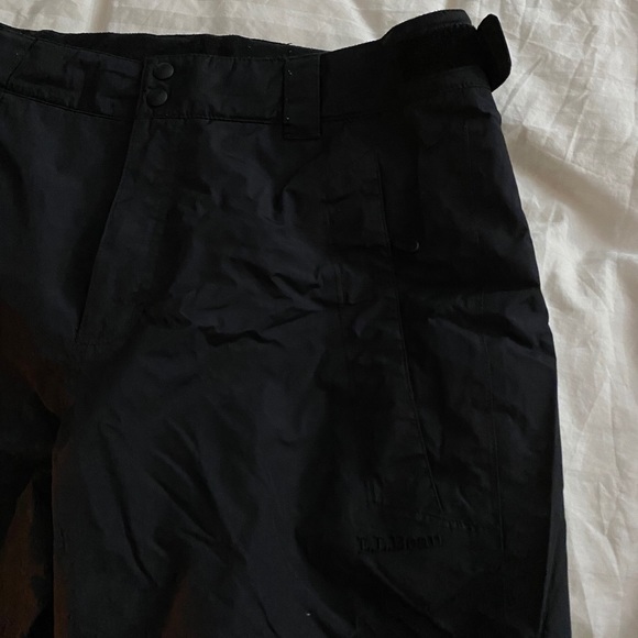 LL.Bean snow pants w/ adjustable waist & wide legs - Picture 4 of 8
